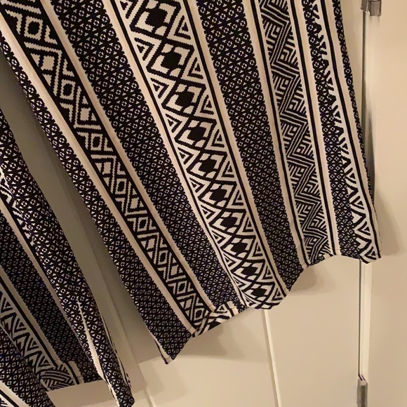 bar III wide legged pants - Picture 3 of 3